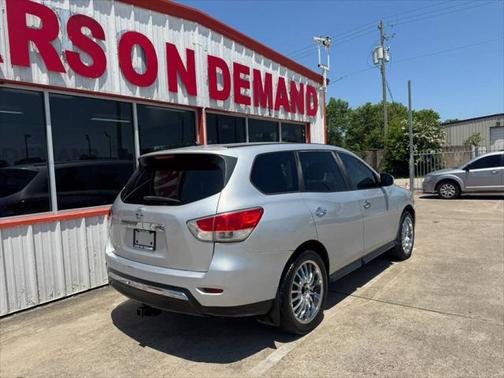 2013 Nissan Pathfinder S