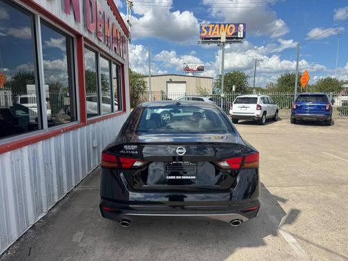 2020 Nissan Altima 2.5 SR 4dr Sedan