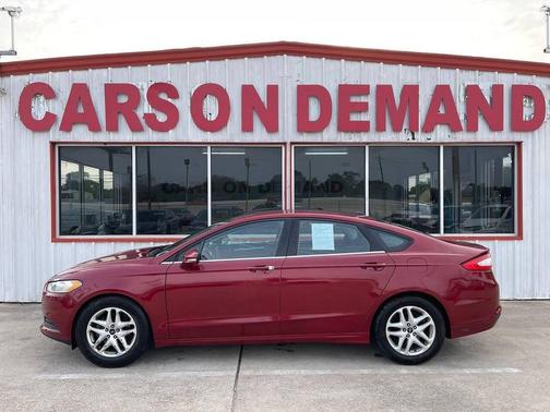 Ruby Red Metallic Tinted Clear Coat 2013 Ford Fusion SE