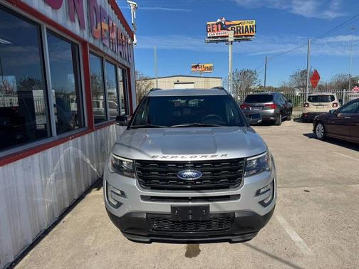 2017 Ford Explorer sport