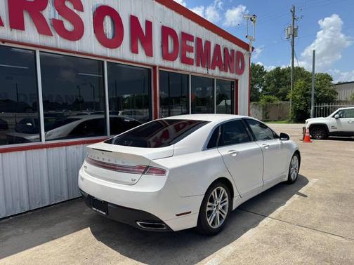 2014 Lincoln MKZ Base