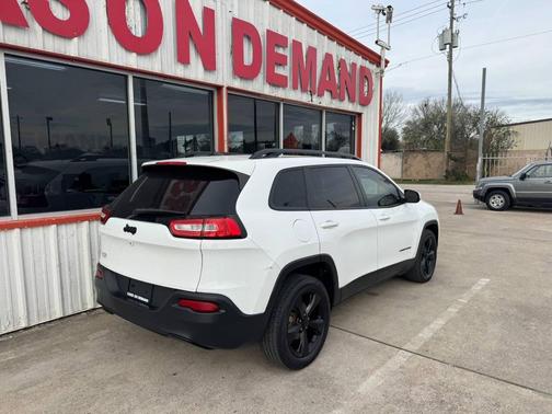 2018 Jeep Cherokee Latitude