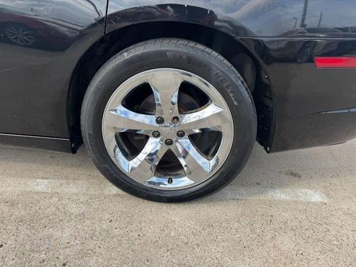 2012 Dodge Charger SE