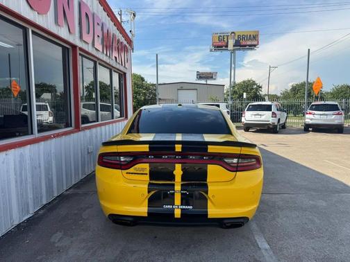 2017 Dodge Charger SE