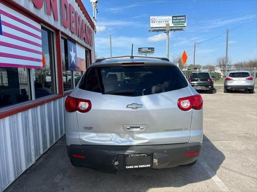 2010 Chevrolet Traverse LT