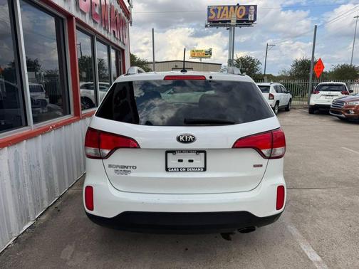 2014 Kia Sorento LX