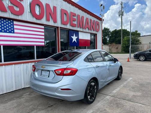 2017 Chevrolet Cruze LS