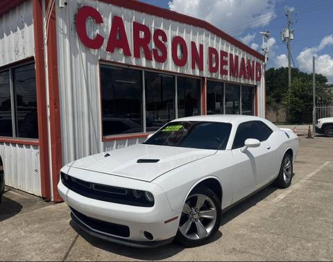 2016 Dodge Challenger SXT