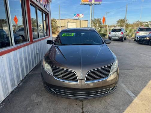 2015 Lincoln MKS Base