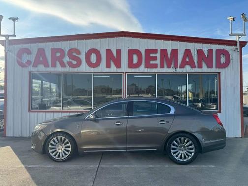 2015 Lincoln MKS Base