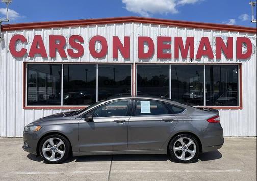 Sterling Gray Metallic 2014 Ford Fusion SE