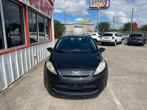 2013 Ford Fiesta SE 4dr Sedan