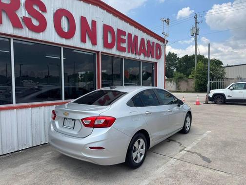 2016 Chevrolet Cruze LS Manual