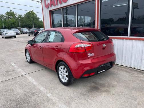 Signal Red 2013 Kia Rio EX