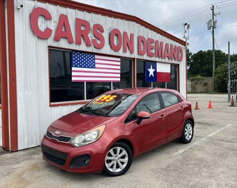 Signal Red 2013 Kia Rio EX