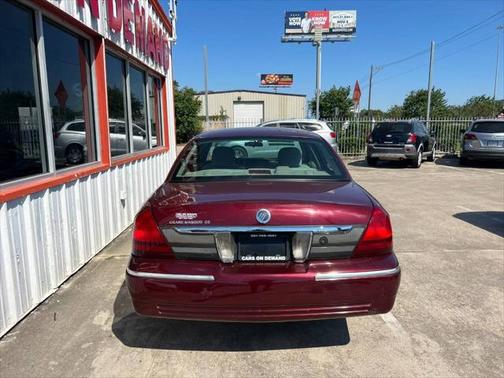 2007 Mercury Grand Marquis GS 4dr Sedan
