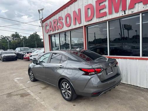 2020 Nissan Versa 1.6 SV