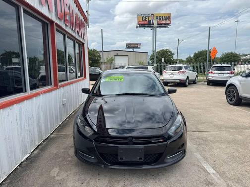 Pitch Black Clear Coat 2016 Dodge Dart SE