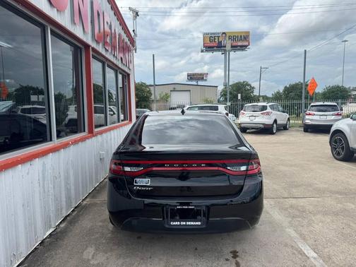 Pitch Black Clear Coat 2016 Dodge Dart SE