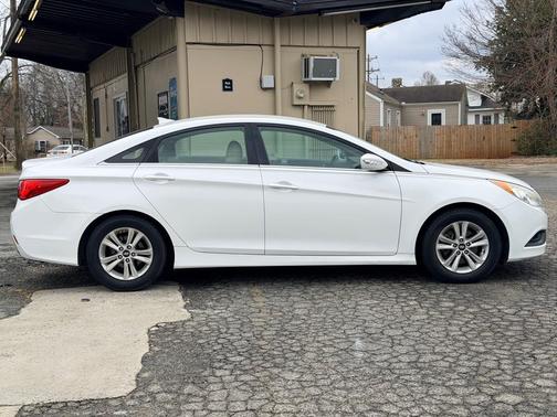 2014 Hyundai SONATA GLS