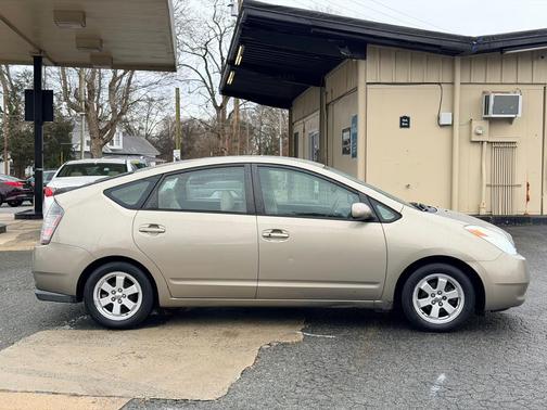 2005 Toyota Prius Base