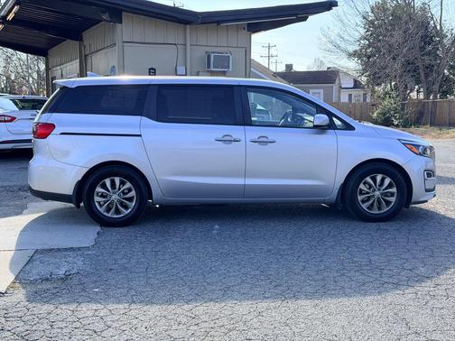 2019 Kia Sedona LX