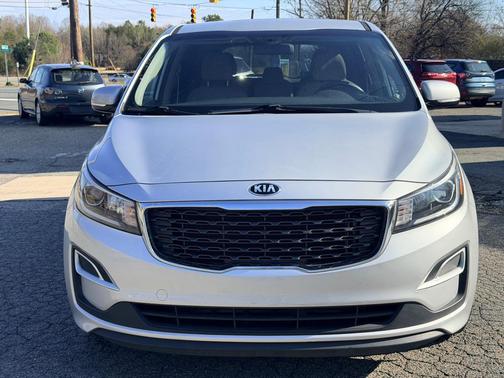 2019 Kia Sedona LX