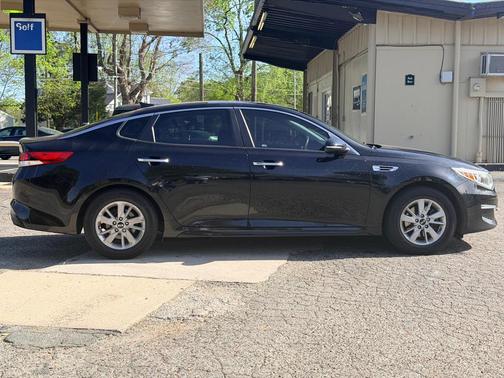 Ebony Black 2016 Kia Optima LX