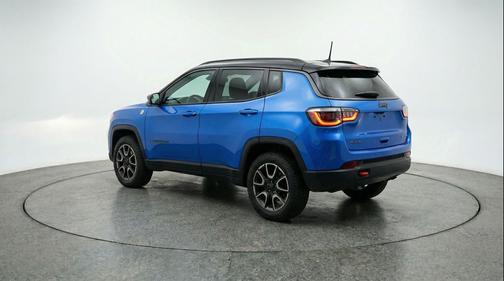 Hydro Blue Pearlcoat 2025 Jeep Compass Trailhawk