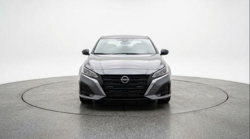 Gun Metallic 2025 Nissan Altima SV FWD