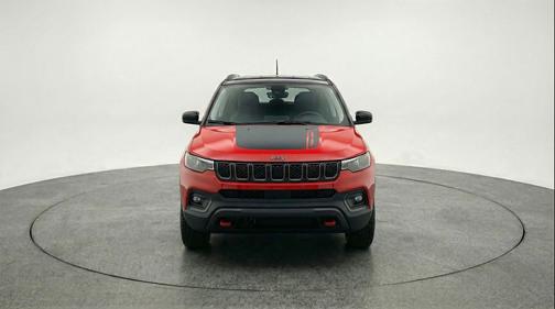 Red Hot Pearlcoat 2025 Jeep Compass Trailhawk