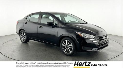 Super Black 2025 Nissan Versa 1.6 SV