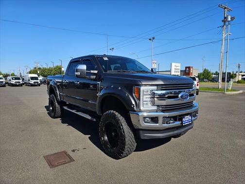 2017 Ford F-350 Lariat
