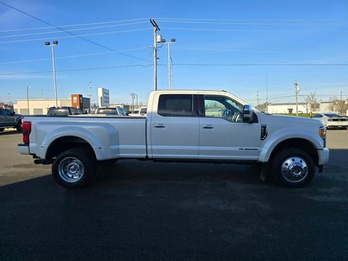 2017 Ford F-450 Platinum