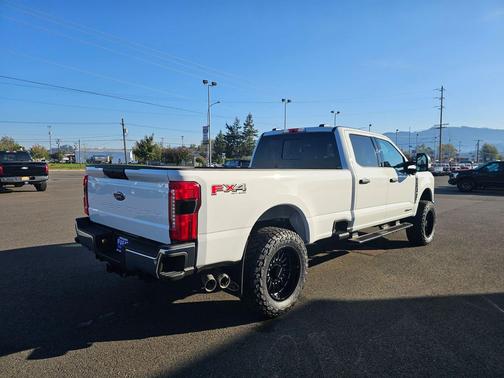 2025 Ford F-350 XLT