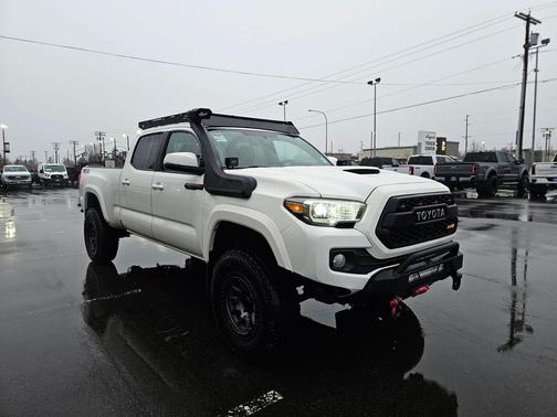 2016 Toyota Tacoma Base