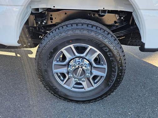 2025 Ford F-350 XLT