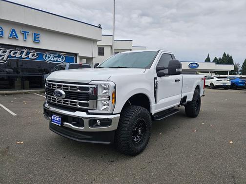 2025 Ford F-350 XLT