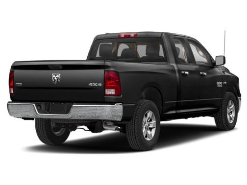 Diamond Black Crystal Pearlcoat 2020 RAM 1500 Classic Warlock Quad Cab 4x4 6'4' Box