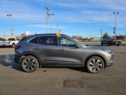 2024 Ford Escape Platinum