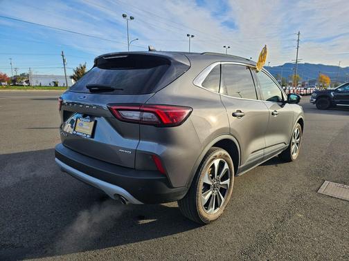 2024 Ford Escape Platinum