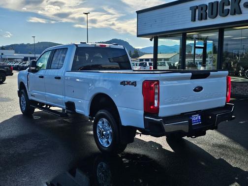 2026 Ford F-350 XLT