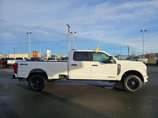 2024 Ford F-350 XLT