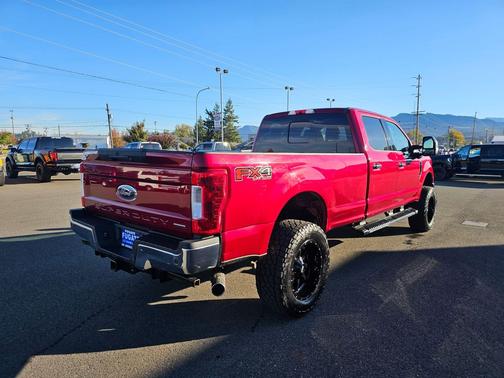 2017 Ford F-350 Lariat