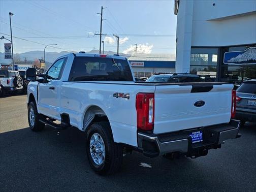 2025 Ford F-350 XLT
