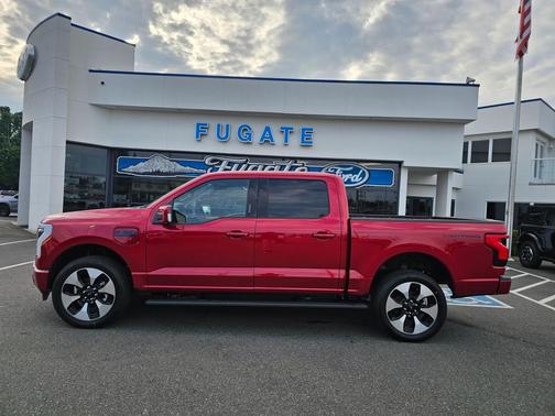 2025 Ford F-150 Lightning Platinum