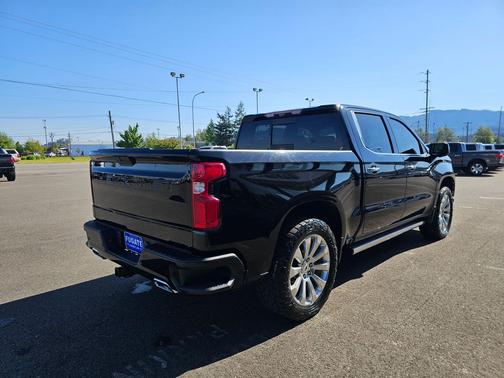 Black 2021 Chevrolet Silverado 1500 High Country