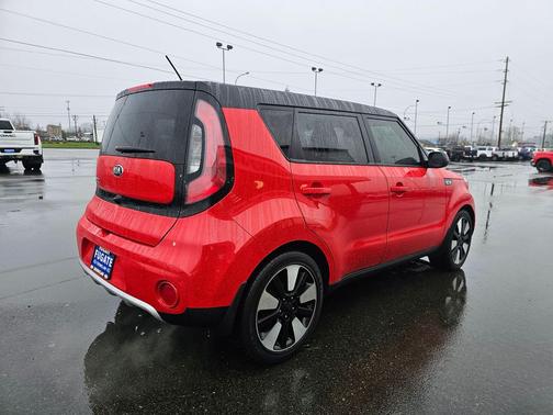 2018 Kia Soul +