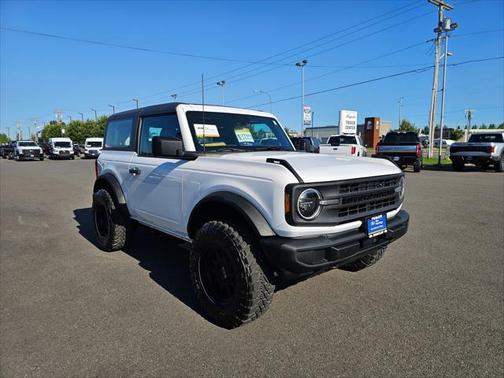 2021 Ford Bronco Base
