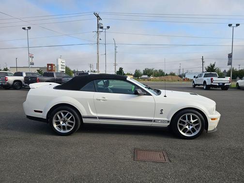 2007 Ford Shelby GT500 Base